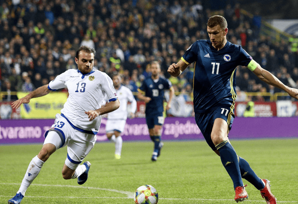 国际比赛日体能课后，费耶诺德远射贴柱备战全明星赛，媒体盛赞，资深球员宣示担当的简单介绍-9游